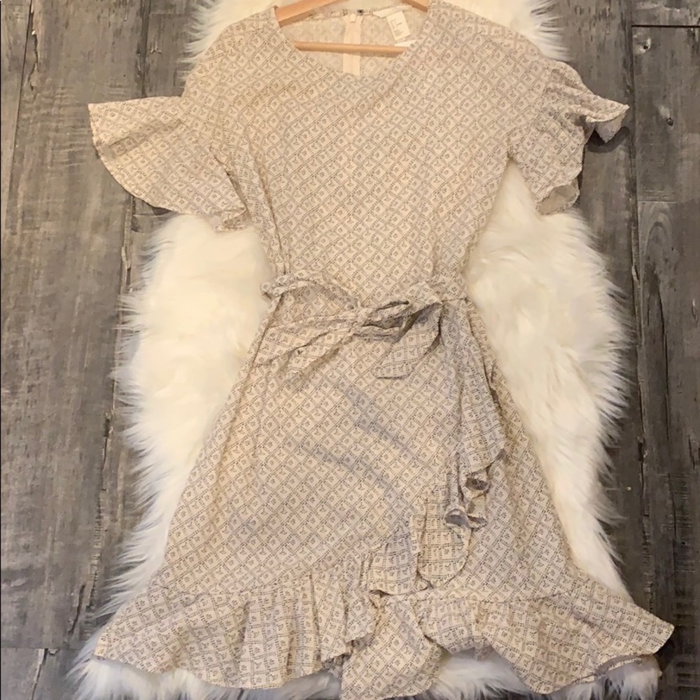 H&M Flirty Dress